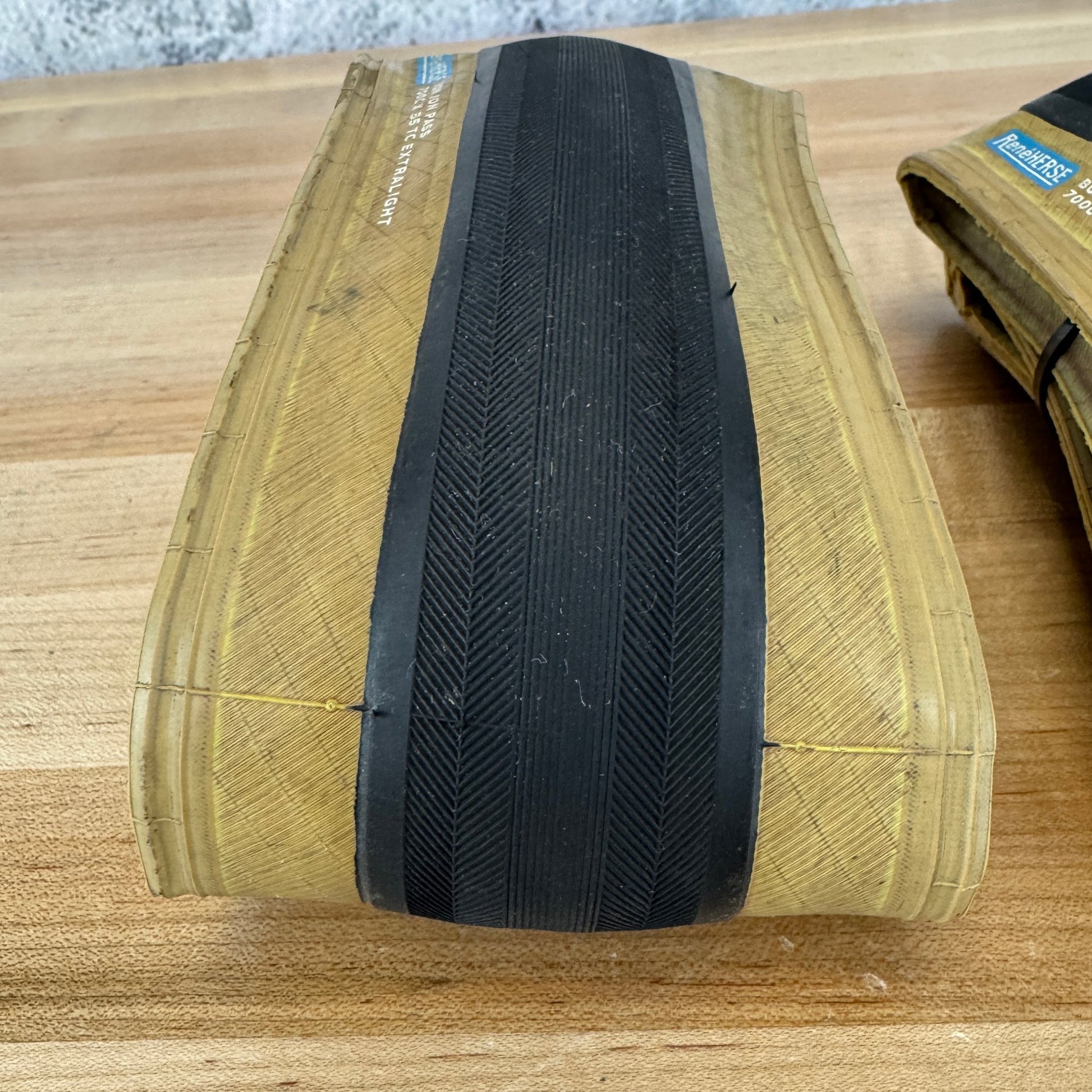 Pair Rene Herse Bon Jon Pass 700 x 35 Extralite Road Tires