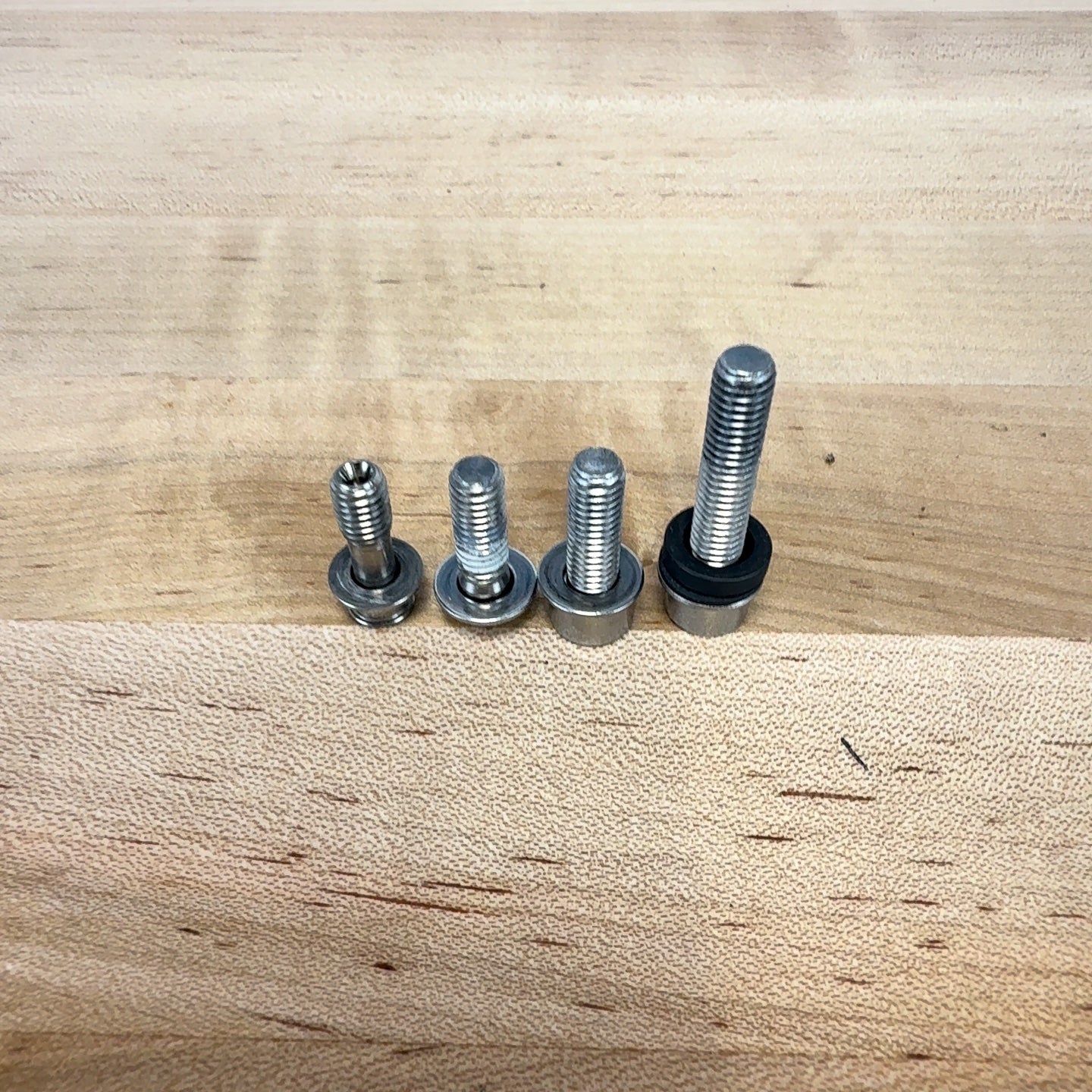 Low Mile! SRAM Level Ultimate Stealth 4-Piston MTB Brakeset