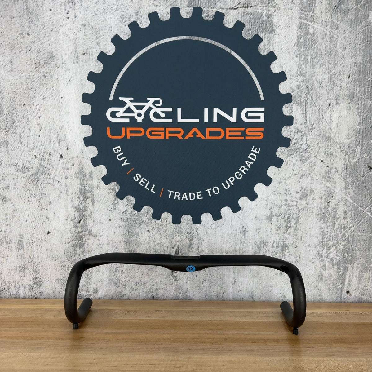 Light Use! Trek Madone SLR 44cm 31.8mm Carbon Aero Drop Bar Bike Handlebar 287g