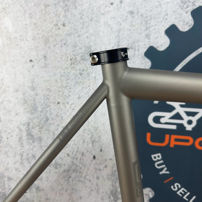 New! 2026 Mosaic GT-2 45 58cm Titanium Gravel Bike Frameset Enve Cane Creek 700c