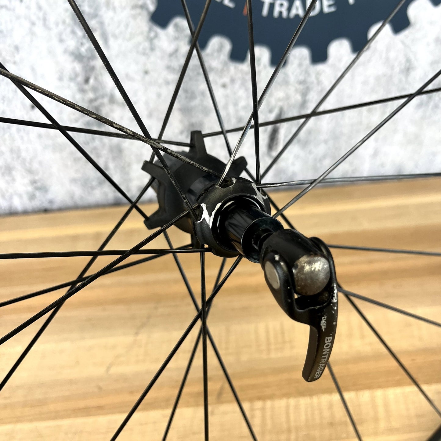 Bontrager Aeolus Pro 3 Carbon Tubeless Rim Brake Wheelset