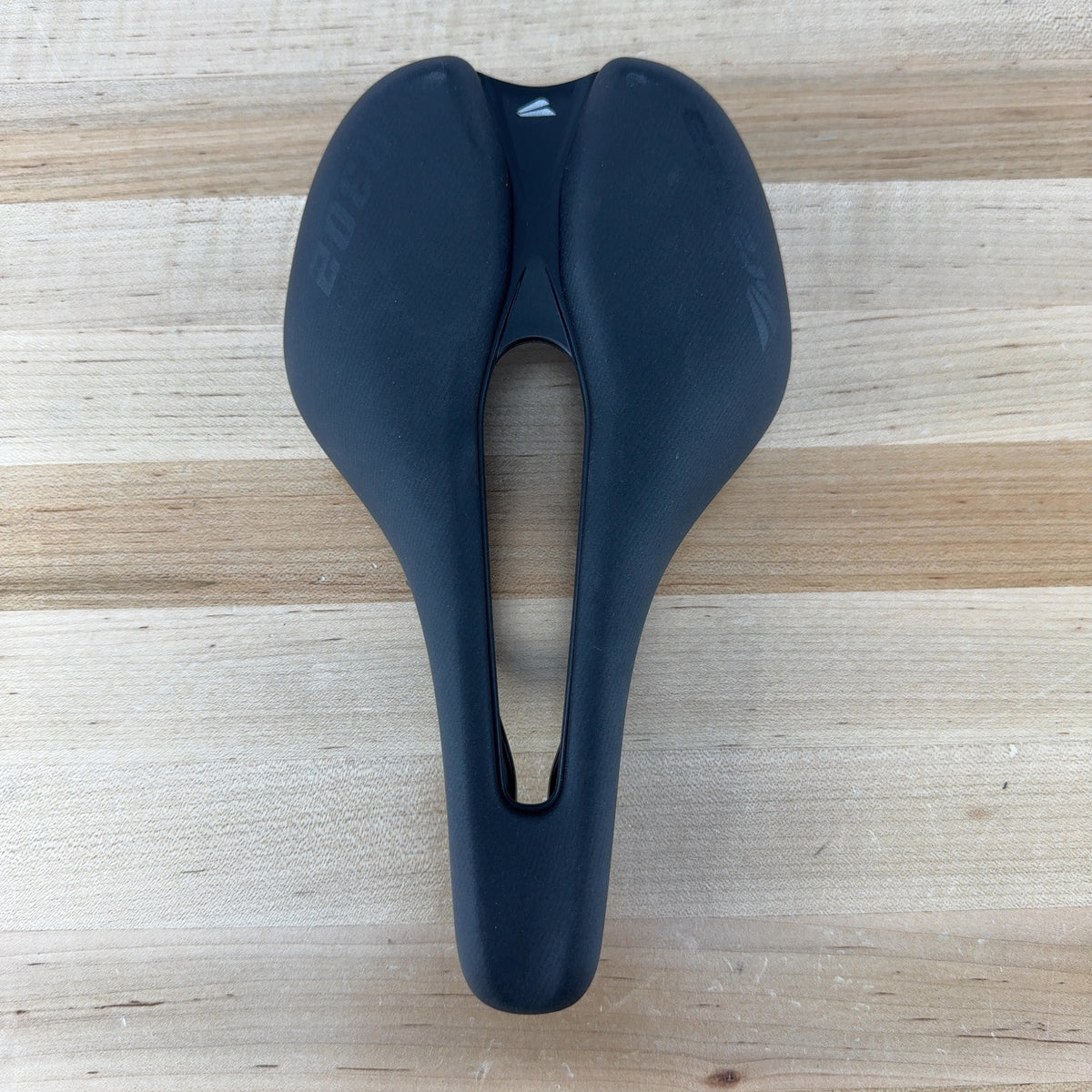 New Take Off! 2026 Branta R302 148mm Black Chromoly Bike Saddle 242g