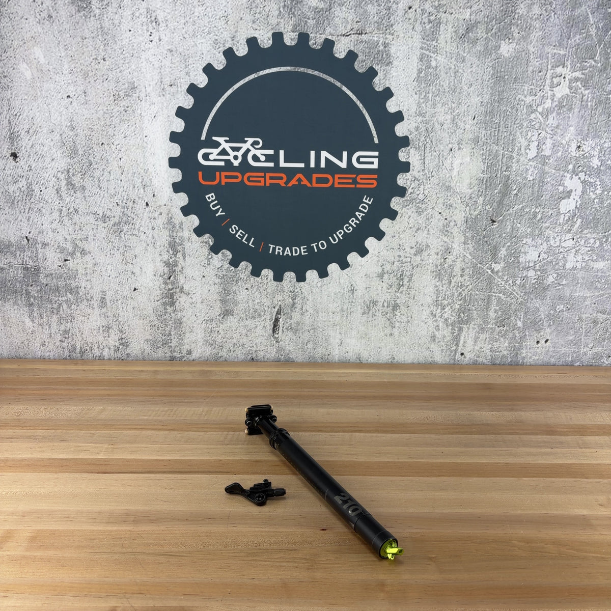 New Take Off! OneUp V3 MTB Alloy Seatpost — photo 2 of 6