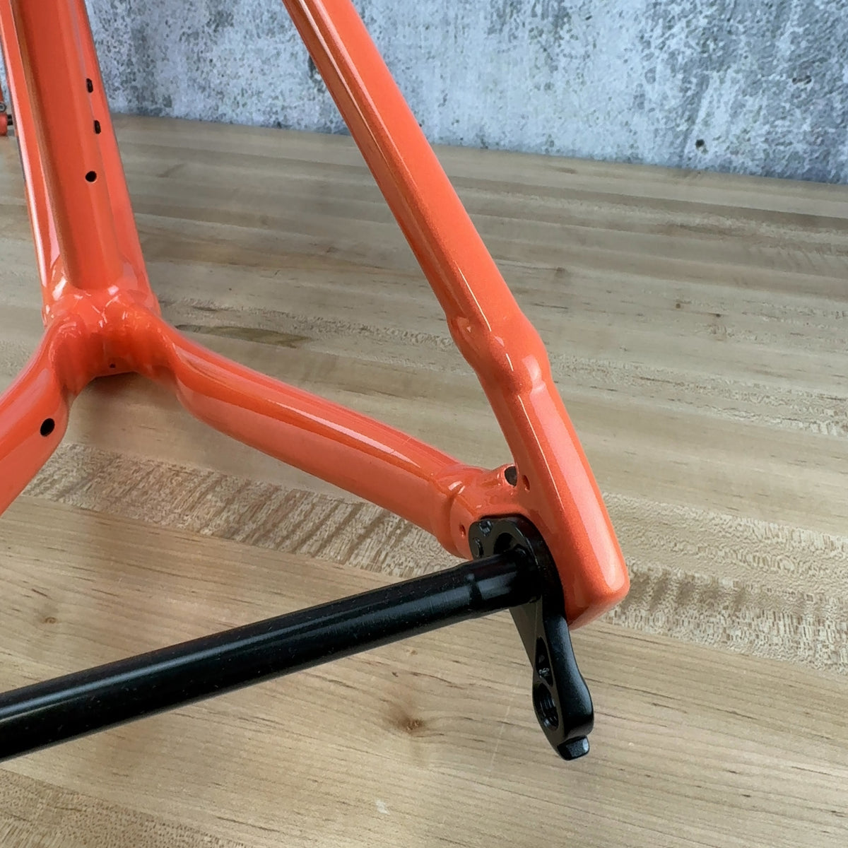 New Take Off! 2023 Specialized Allez Sprint 56cm Disc Brake Alloy Frameset 2473g