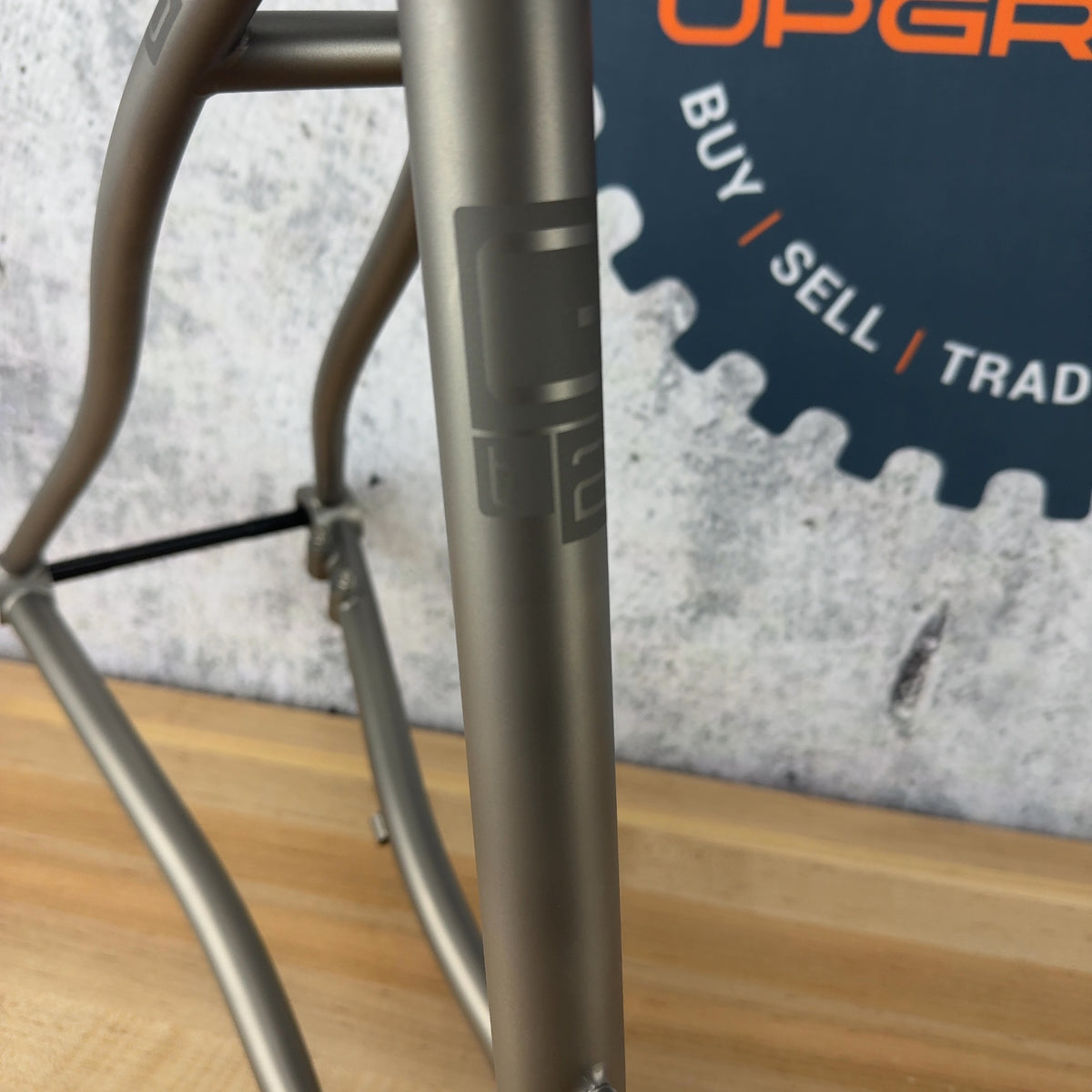 New! 2026 Mosaic GT-2 45 48cm Titanium Gravel Bike Frameset Enve Cane Creek 700c