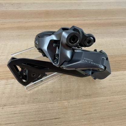 Light Use! Shimano Ultegra RD-R8150 Di2 12-Speed Electronic Rear Derailleur 261g
