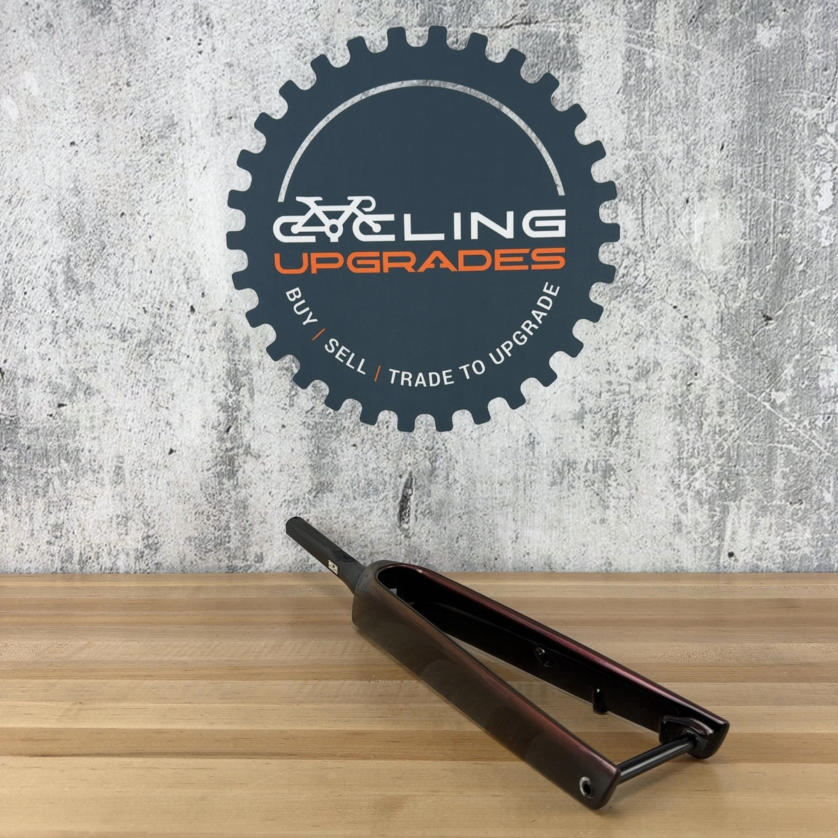 Light Use! Trek Madone SL Gen 7 Dark Carmine 40mm Rake 700c Carbon Fork 506g