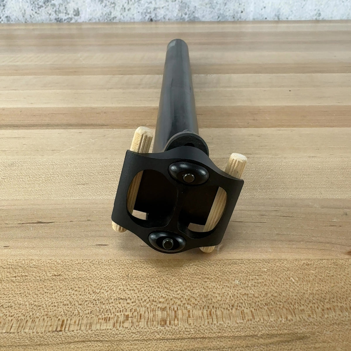 MCFK Carbon Straight 27.2mm x 320mm Light Weight Zero Offset Bike Seatpost 130g