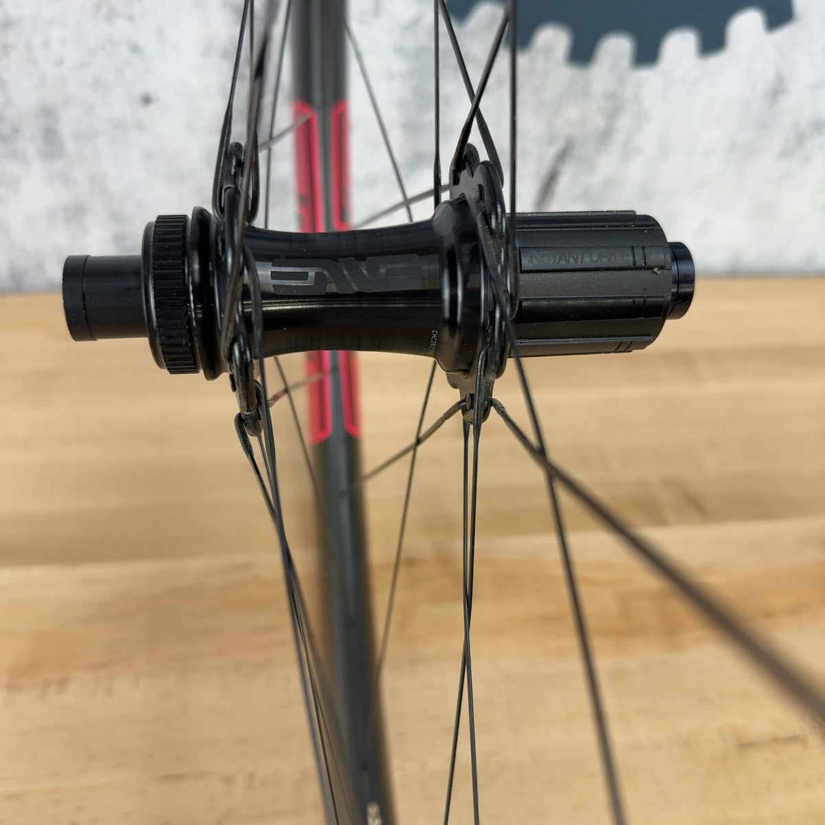 Mint! Enve SES 3.4 Pink/Black Carbon Tubeless Bike Wheelset 700c Road Hubs 1495g — photo 4 of 6