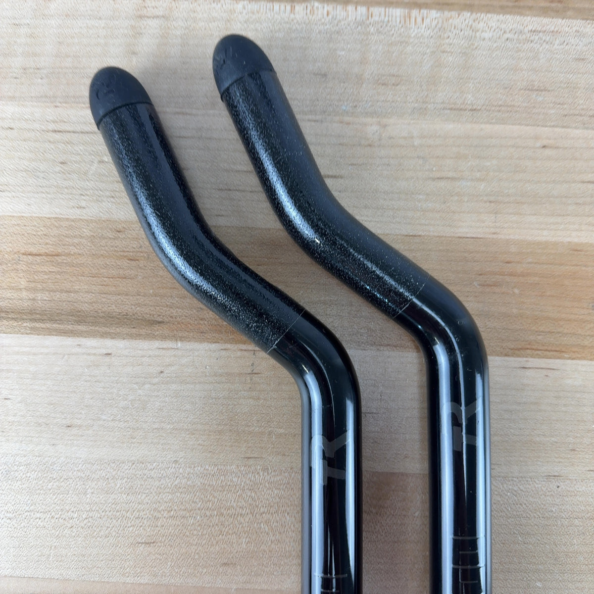 Tririg Gamma One Carbon 22.2mm J-Bend TT/Triathlon Aero Bar Extensions 133g