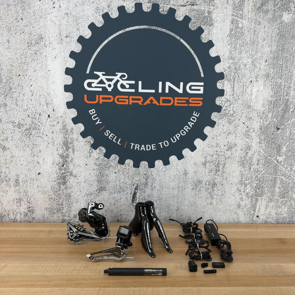 Low Mile! Shimano Dura-Ace R9150 Di2 Rim Brake Groupset — photo 2 of 20