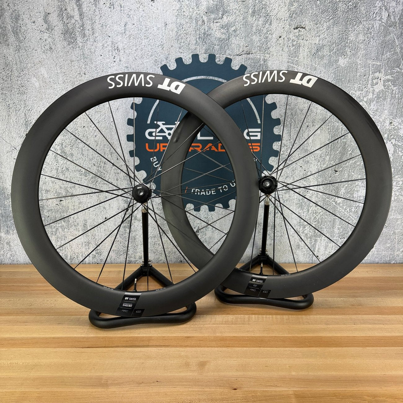 DT Swiss ARC 1100 Dicut 62 Carbon Tubeless Disc Wheelset 700c DT 180 Hubs