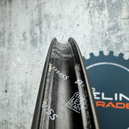 DT Swiss ARC 1100 Dicut 62 Carbon Tubeless Disc Wheelset 700c DT 180 Hubs