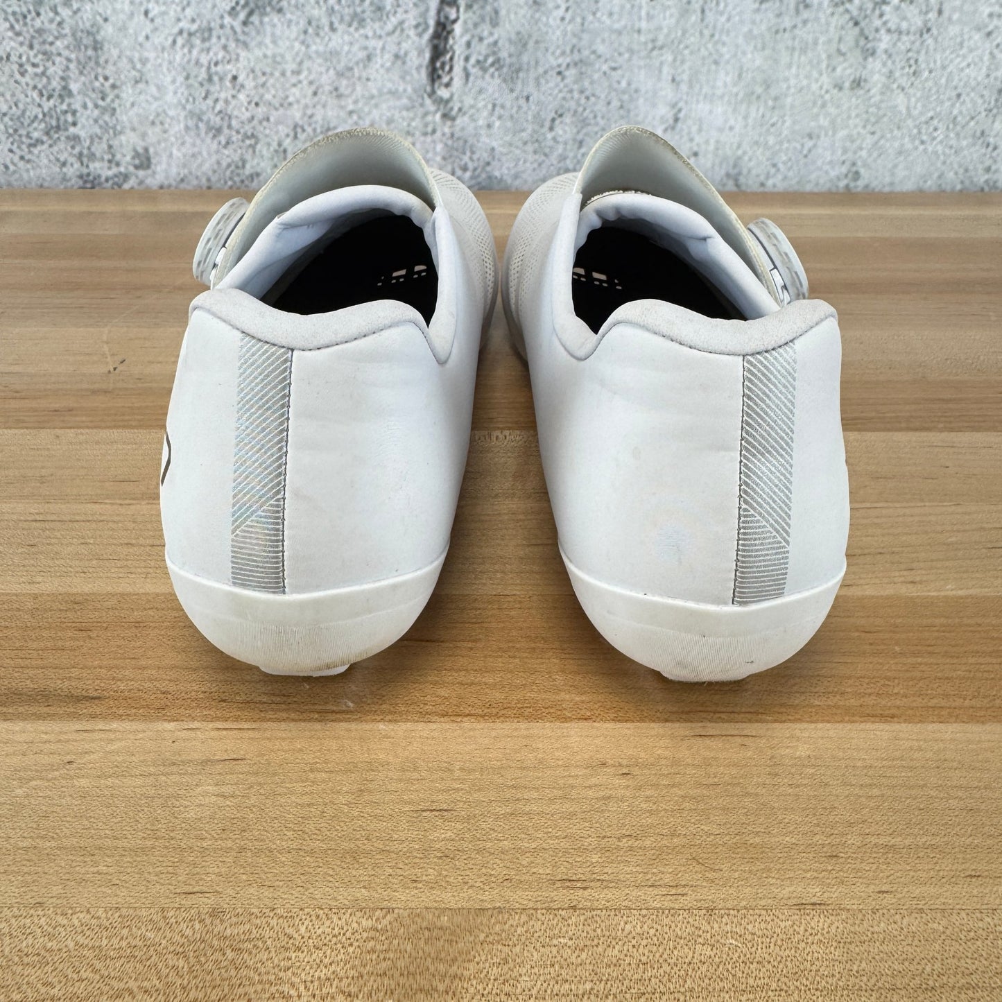 Low Mile! Shimano SH-RC703 White EU 45.5 Road 3-Bolt Boa White Cycling Shoes