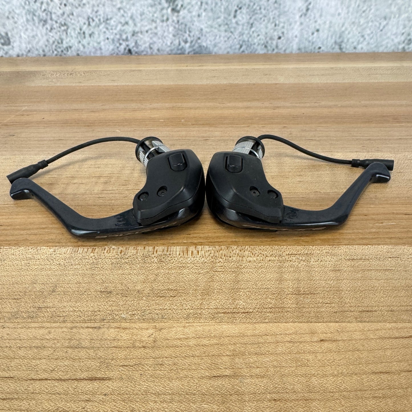 Light Use! Shimano Dura-Ace Di2 ST-R9160 Carbon TT/Triathlon Rim Brake Levers