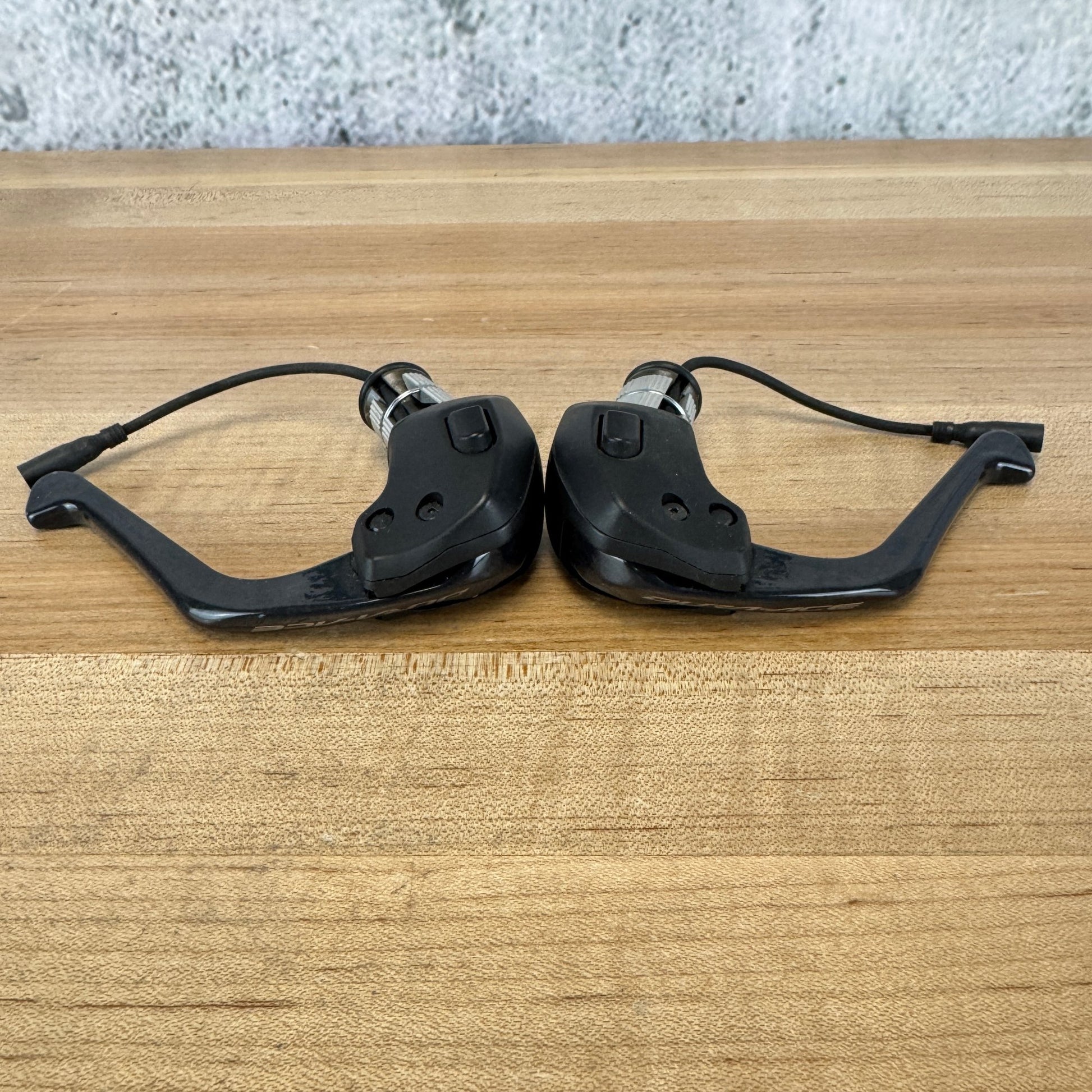 Light Use! Shimano Dura-Ace Di2 ST-R9160 Carbon TT/Triathlon Rim Brake Levers