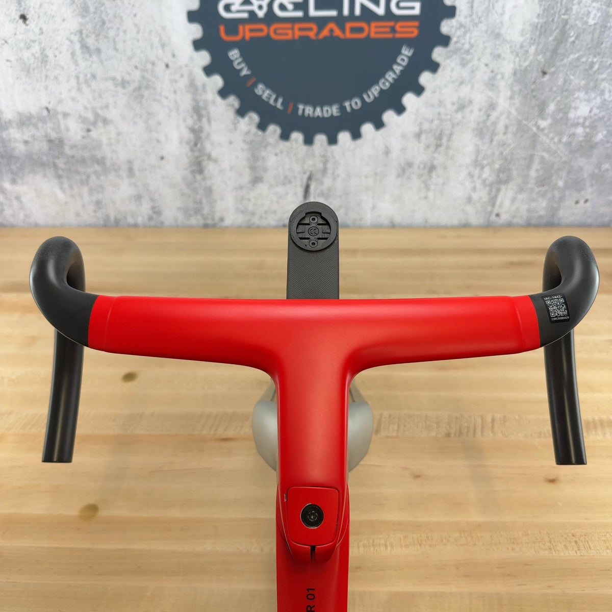 Mint! 2026 BMC Teammachine R 01 54cm Carbon Arctic Silver / Neon Red Frameset — photo 11 of 14
