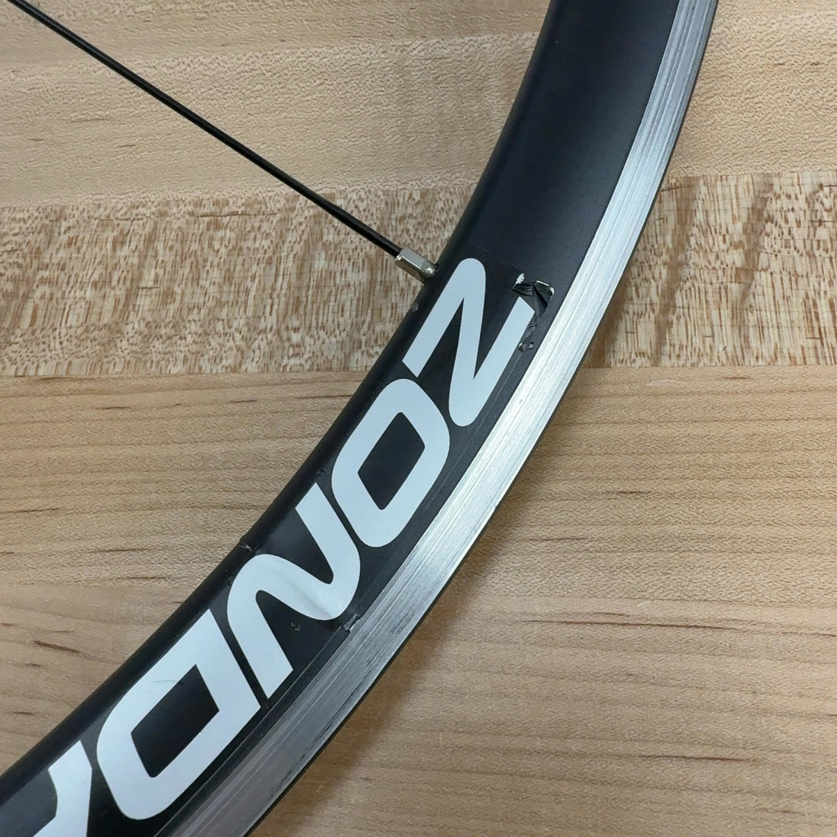 Light Use! Campagnolo Zonda G3 Alloy Rim Brake Road Bike Wheelset 700c 1720g — photo 13 of 15