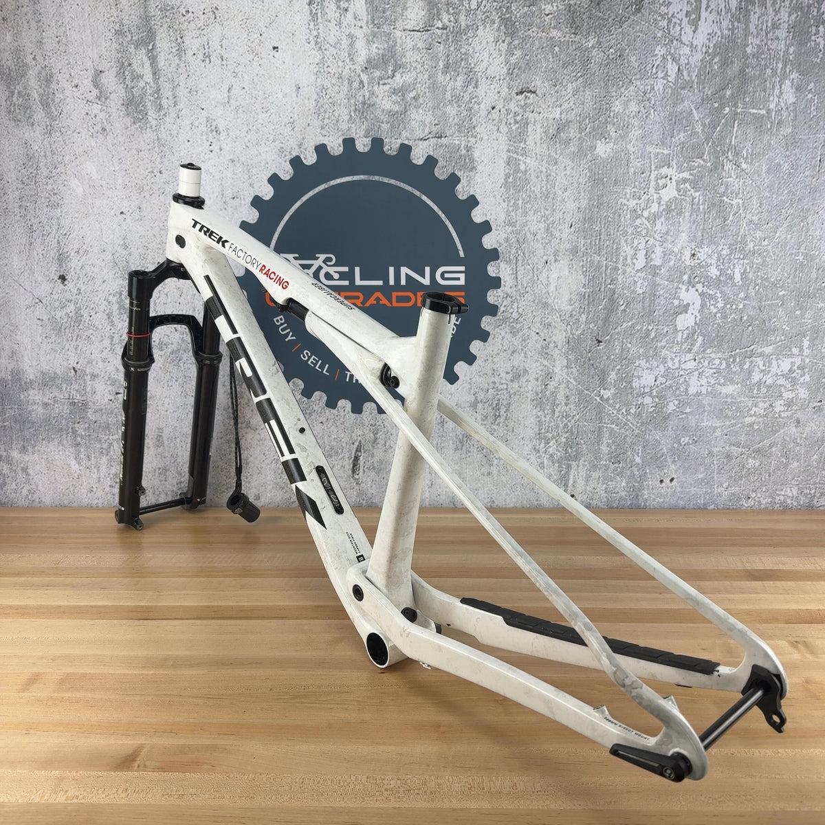Mint! 2023 Trek Supercaliber Gen 1 Carbon MTB Frameset 29" SID Ultimate SL