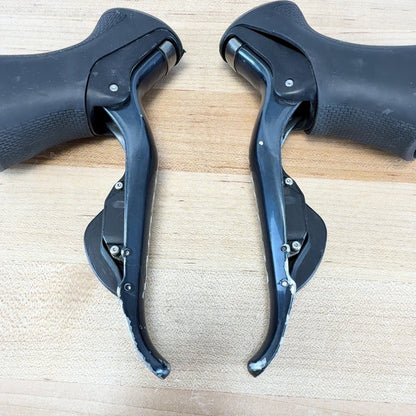 Shimano Ultegra ST-6870 11-Speed Di2 Electronic Rim Brake Bike Shifters 307g