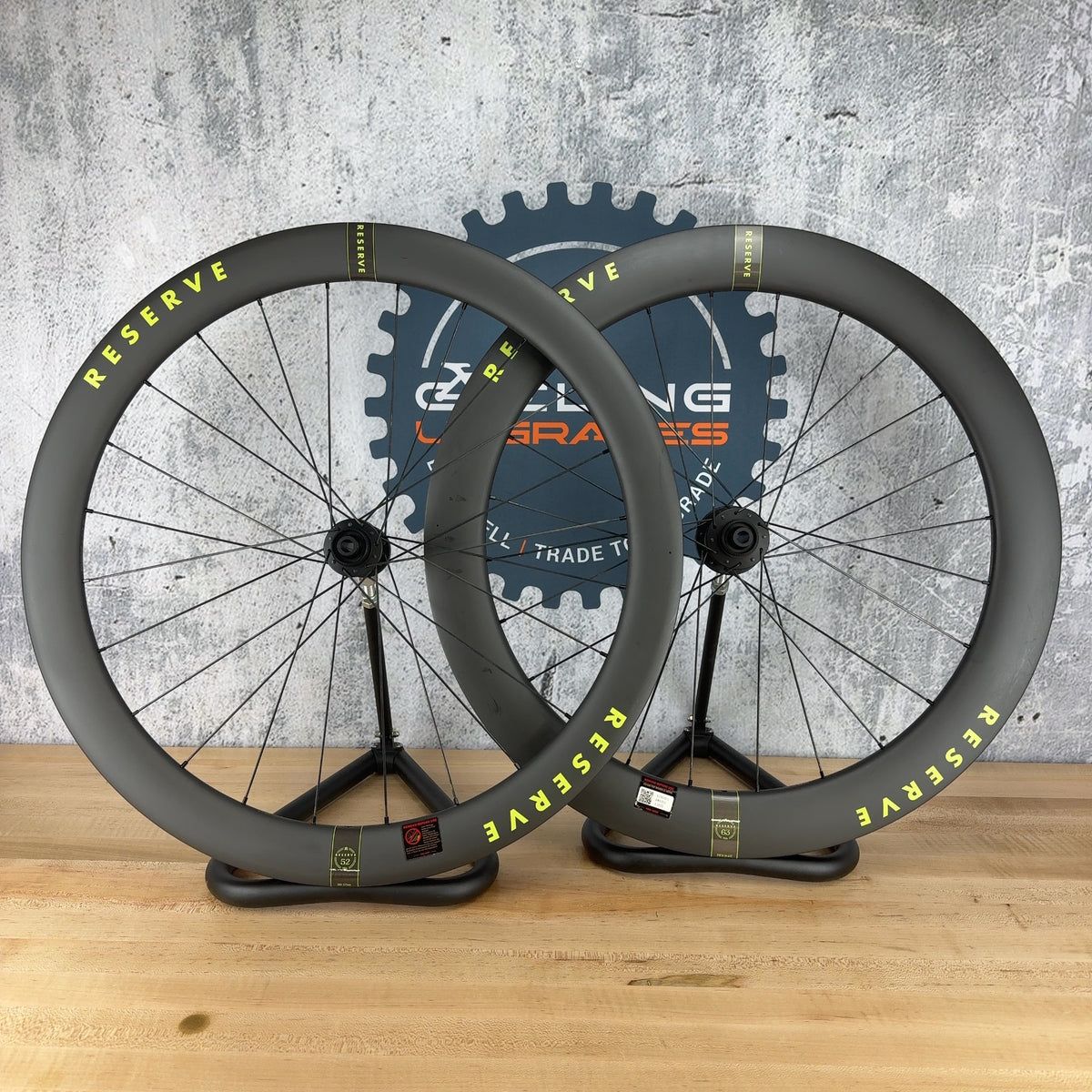 Light Use! Reserve 52/63 Turbulent Aero ZR1 Paris Green Limited Carbon Wheelset