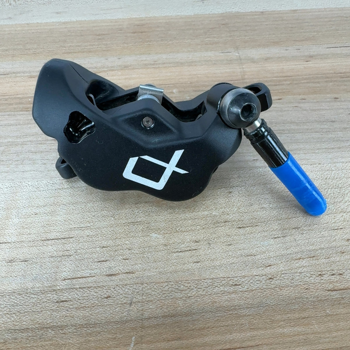 Light Use! Hayes Domion T4 Mountain Bike Disc Brake Calipers 125g+ — photo 3 of 4