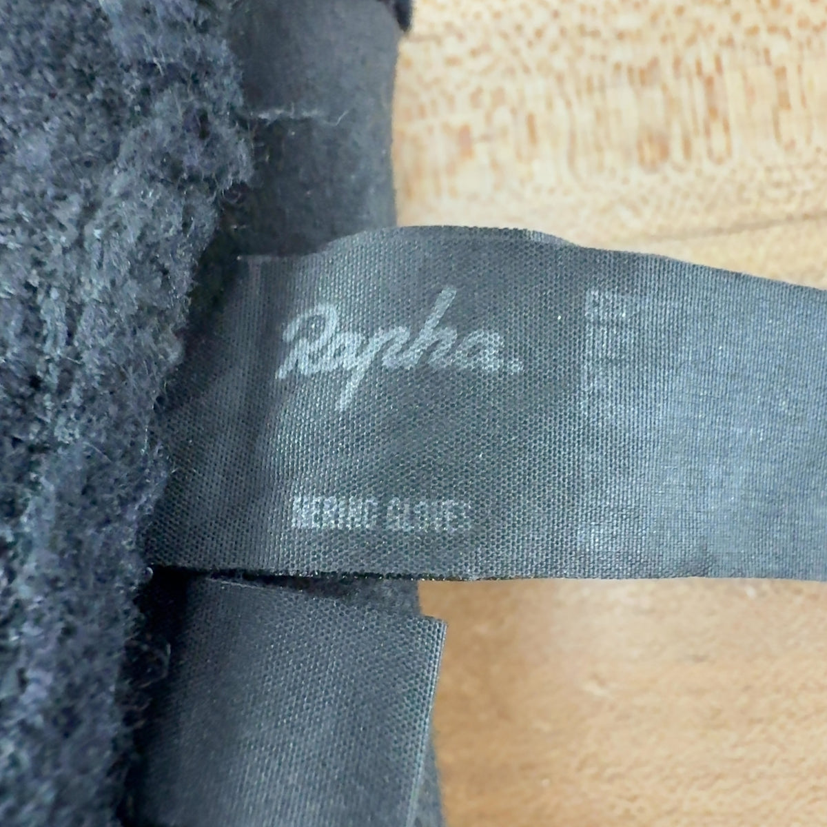 Light Wear Rapha Merino Wool XL Black Cold Weather Cycling Gloves — photo 4 of 4