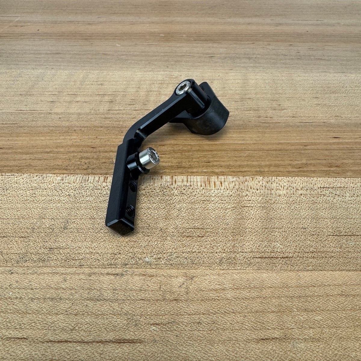 Low Mile! Wolf Tooth LoneWolf Aero Chainguide Braze-On Mount Low Sweep Cycling Accessories — photo 5 of 5