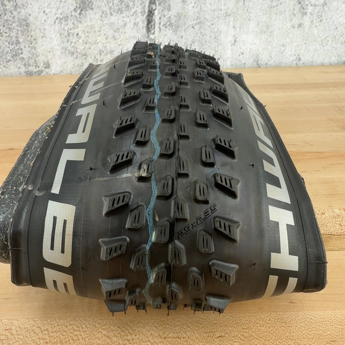 New Take Off! Single Schwalbe Racing Ray 29" x 2.35" MTB Tubeless Tire — photo 3 of 3