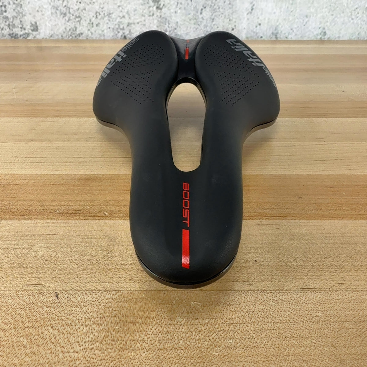 Light Use! Selle Italia Novus Boost EVO Kit Carbonio Superflow L3 145mm Saddle — photo 5 of 8