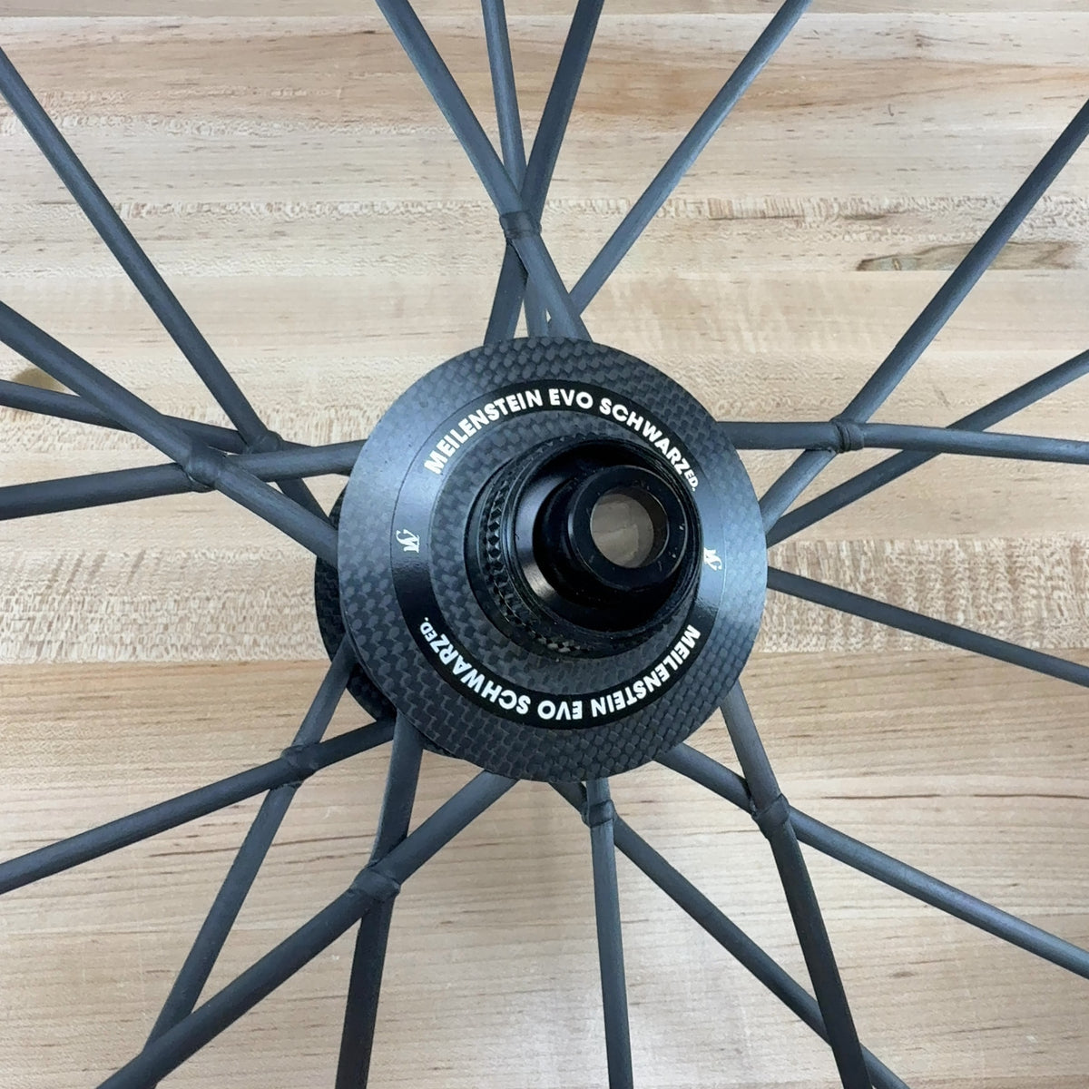 Mint! Lightweight Meilenstein EVO Schwarz Carbon Tubeless Disc Front Wheel 645g — photo 8 of 11