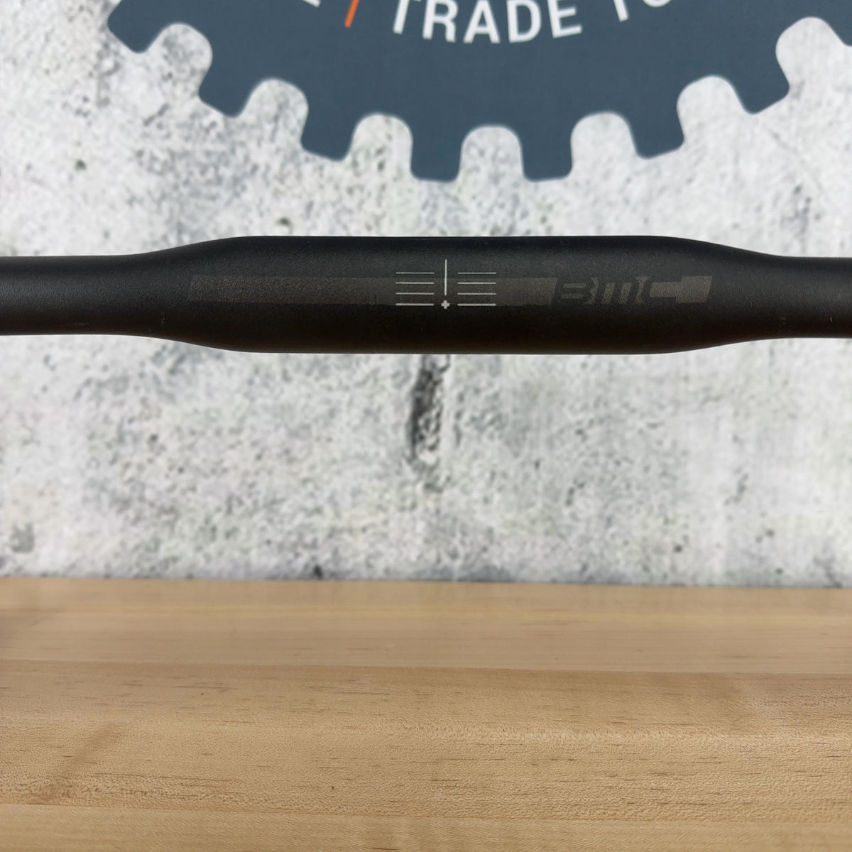 Light Use! BMC RAB03 42cm 31.8mm Round Drop Bar Bike Handlebar