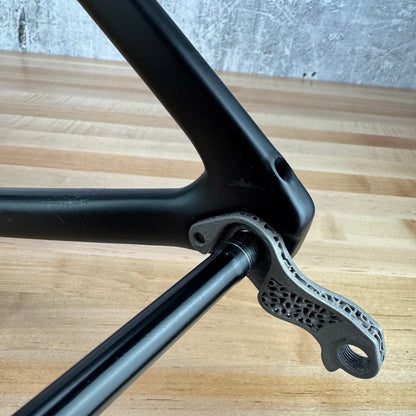 Low Mile! 2022 Specialized Tarmac SL7 58cm Carbon Disc Frameset 700c 1858g