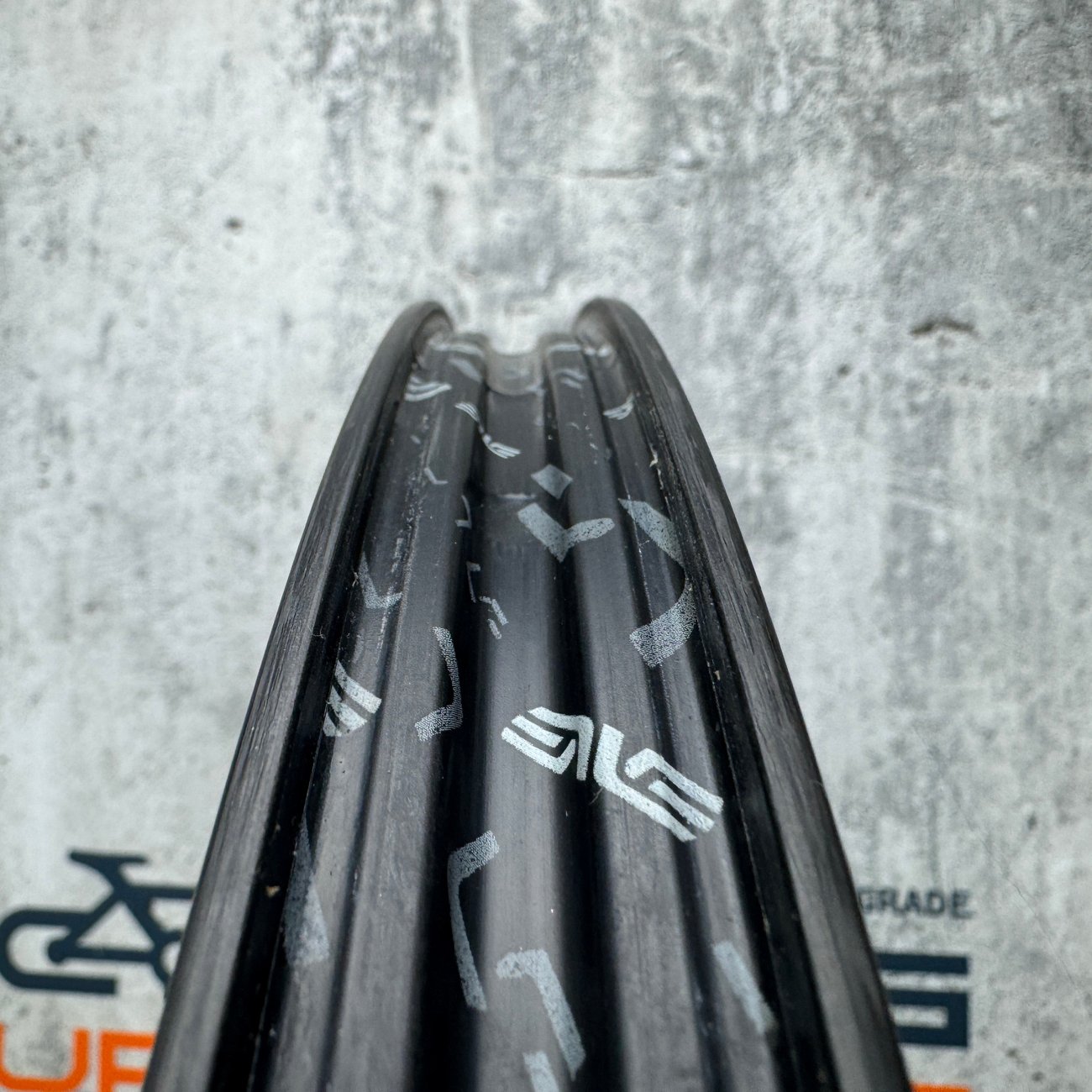 Mint! Enve SES 4.5 Toffee Brown Decals Carbon Tubeless Disc Wheelset 700c 1481g