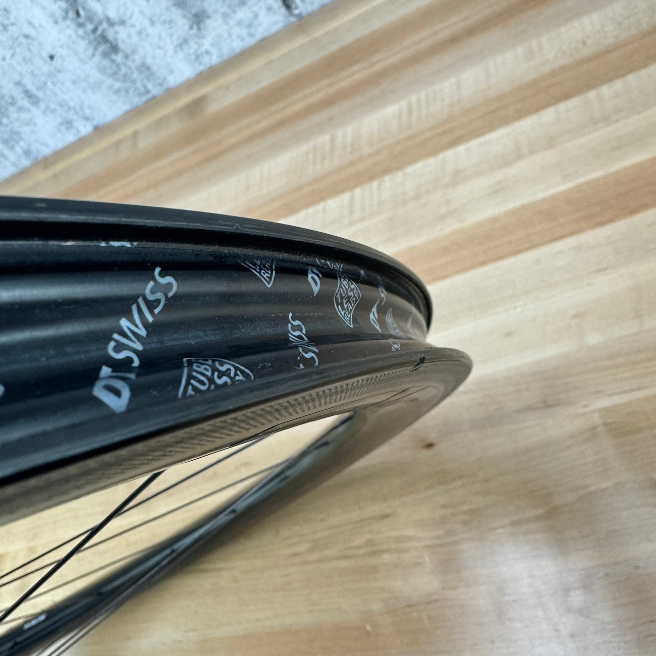 Enve SES 3.4 Enve Gen 3 Carbon Hubs Rim Brake Tubeless Wheelset 700c 1439g