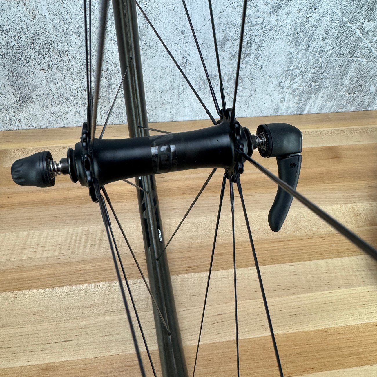 Enve SES 3.4 Enve Gen 3 Carbon Hubs Rim Brake Tubeless Wheelset 700c 1439g