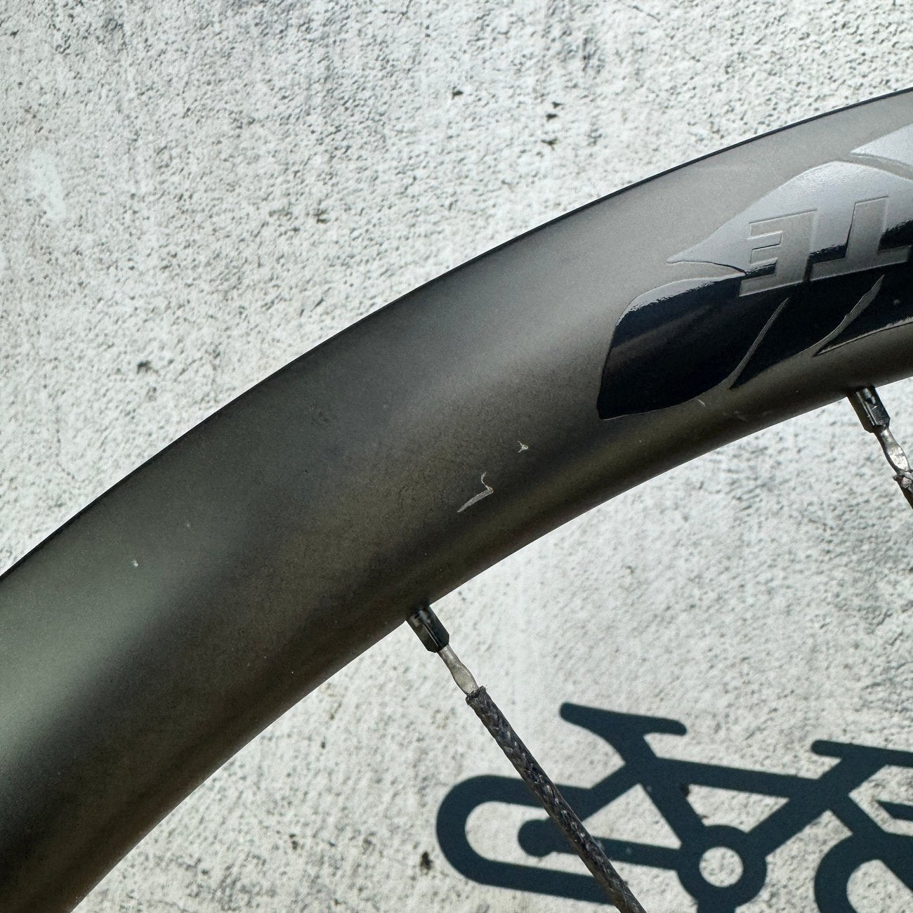 Extralite C390 Berd Carbon Tubeless Hookless Disc Wheelset 700c 1003g Enduro Ceramic