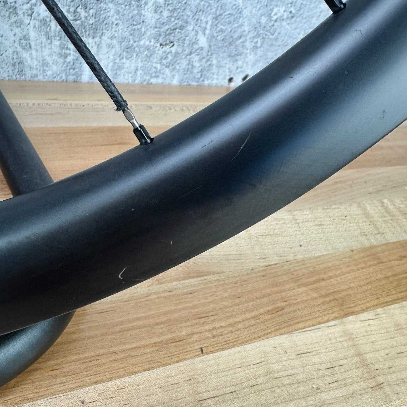 Extralite C390 Berd Carbon Tubeless Hookless Disc Wheelset 700c 1003g Enduro Ceramic