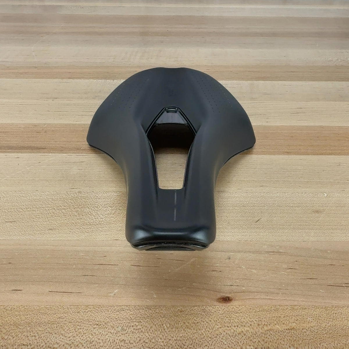 Light Use! Fizik Argo R1 150mm Carbon Rails Bike Saddle Black 202g