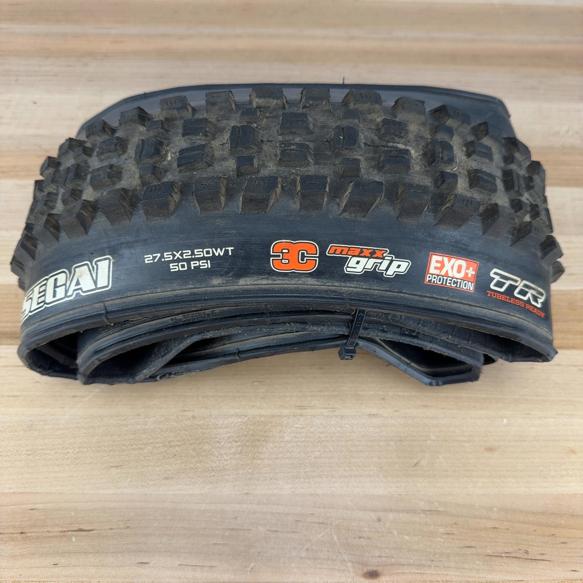 Maxxis Assegai 27.5x2.5 WT Tubeless EXO+ MaxxGrip 3C Single MTB Bike Tire — photo 5 of 5
