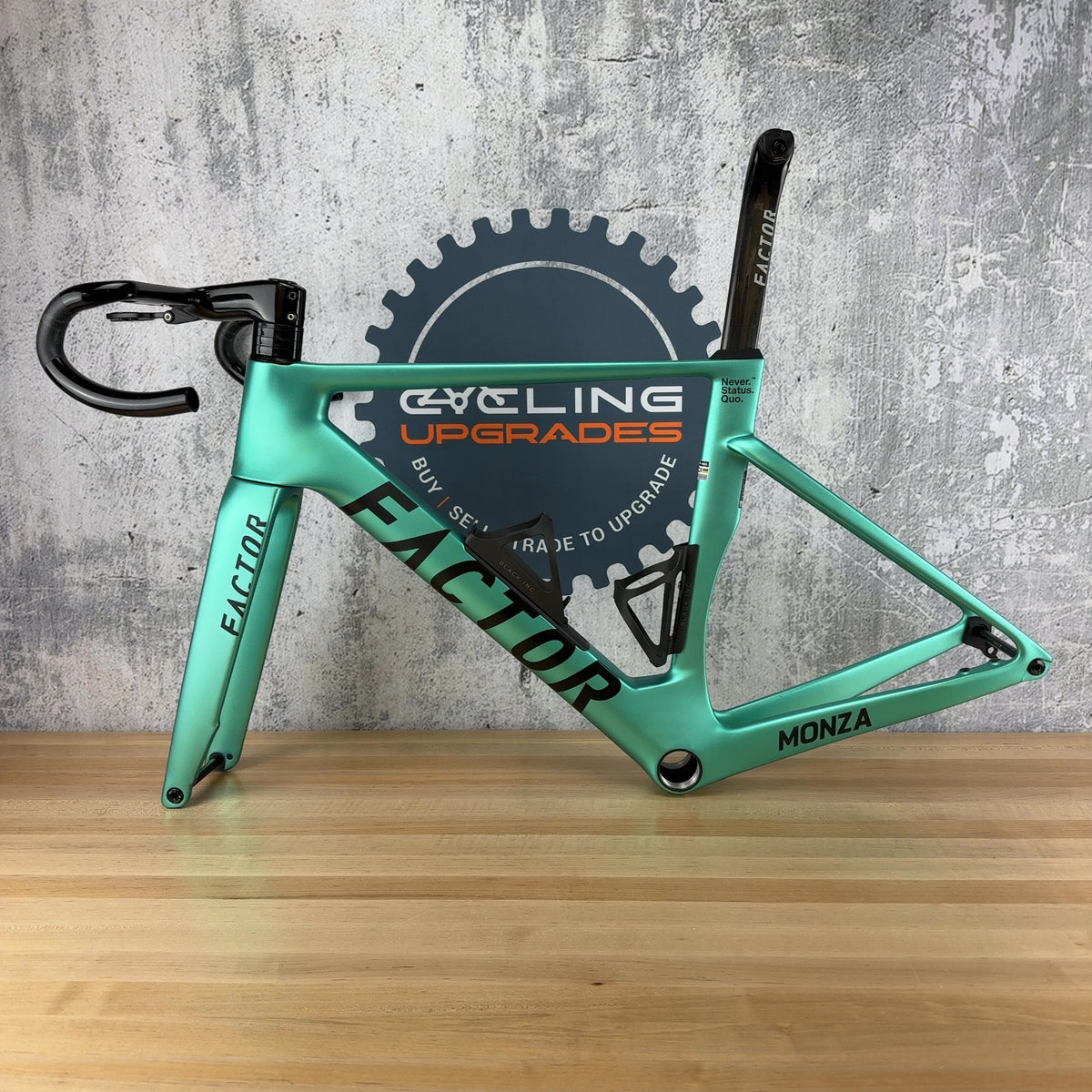 Low Mile! 2025 Factor Monza 52cm Carbon Disc Steel Green UDH Frameset 2750g — photo 2 of 18