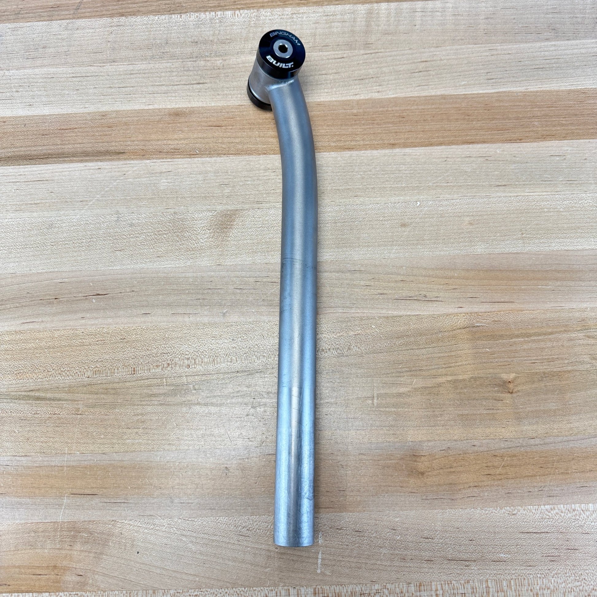 BinghamBuilt Sweetpost Layback 300mm x 27.2mm 20mm Offset Titanium Seatpost 225g