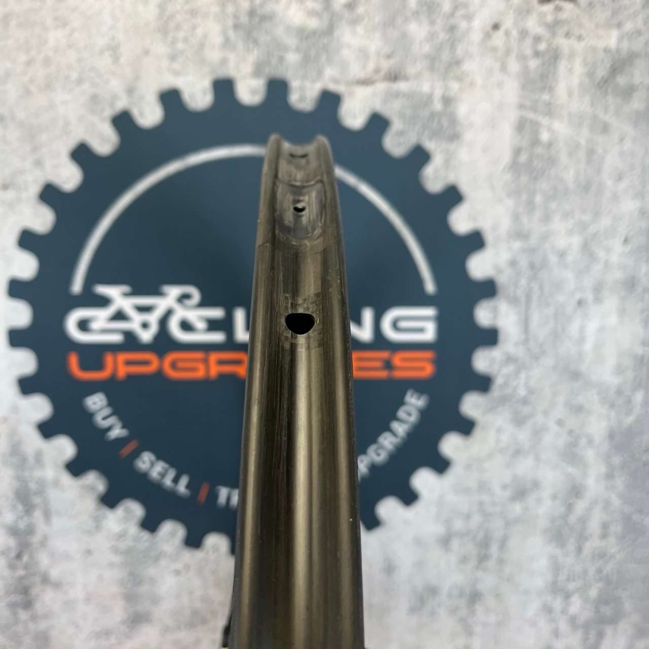 New! Shimano Dura-Ace WH-R9100 Tubular C40 Carbon Wheelset MSRP $2400
