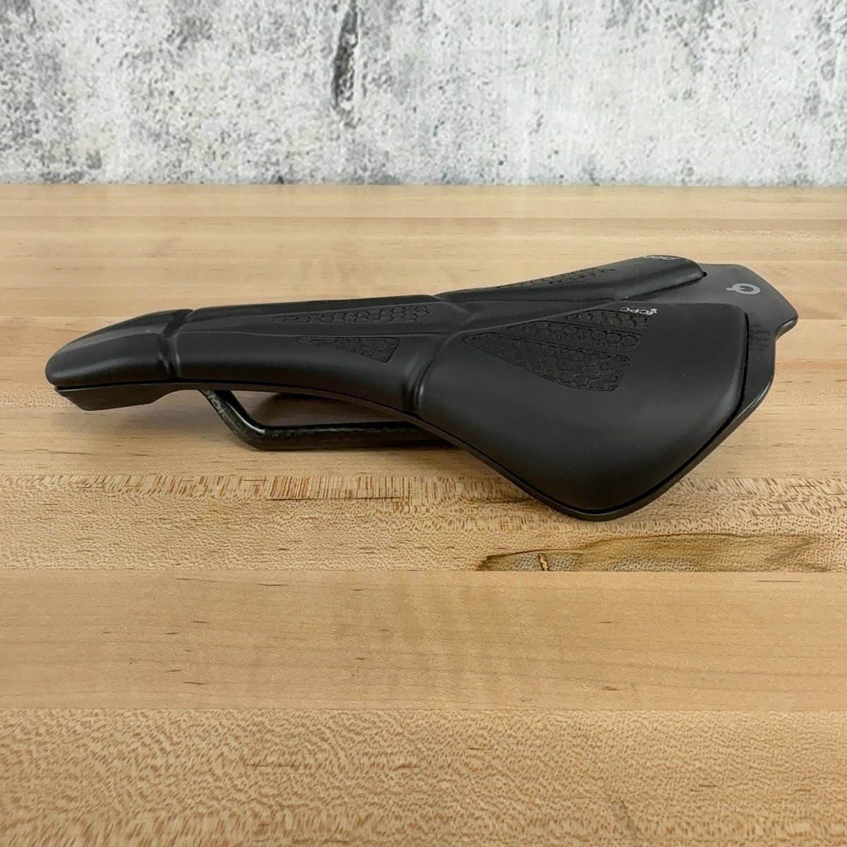 Light Use! Prologo Scratch M5 CPC Nack 140mm Carbon Rails Bike Saddle 185g — photo 6 of 8