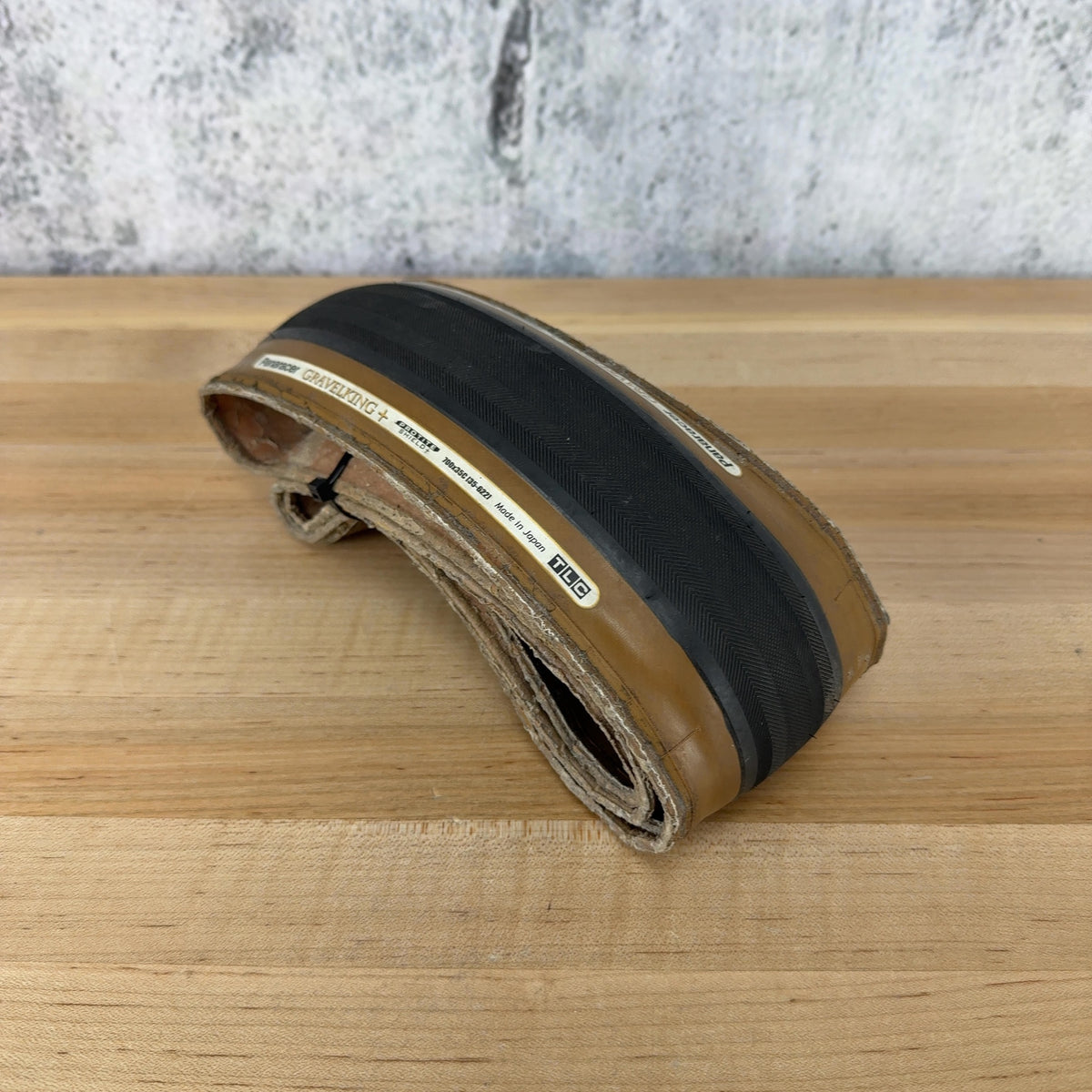 Light Use! Panaracer Gravelking Slick Plus 700c x 35mm Gravel Road Single Tire — photo 1 of 5