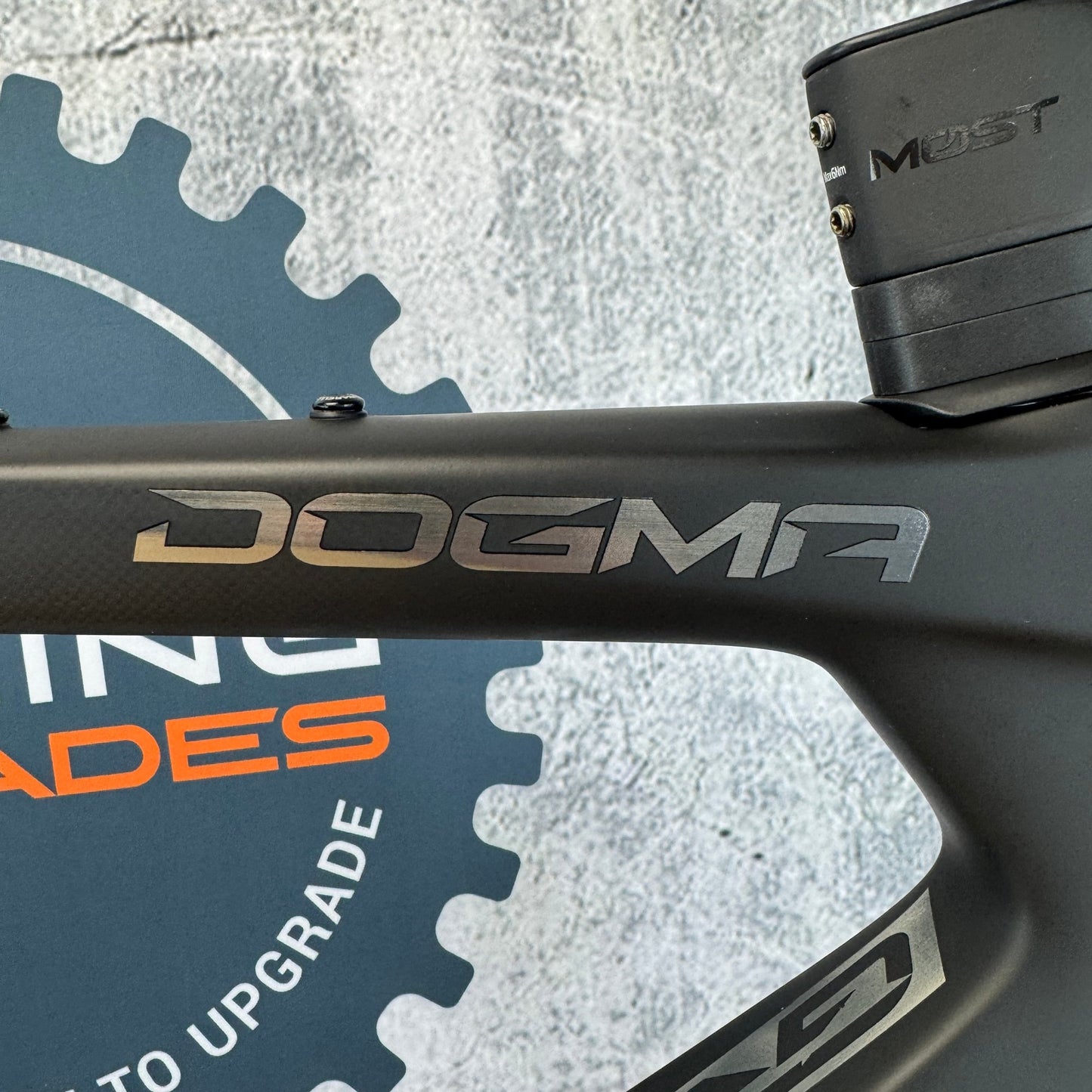 Light Use! 2026 Pinarello Dogma GR 530 Black on Black Carbon Frameset