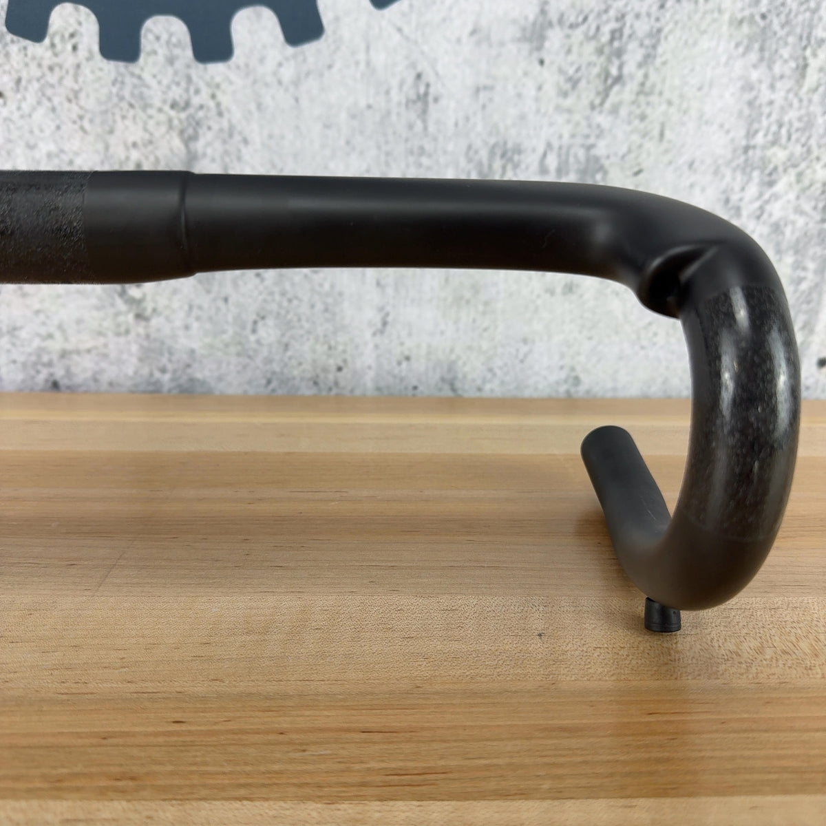 New Take Off! Allied HB10 38/42cm 70mm Reach 31.8mm Carbon Handlebar MSRP $200 — photo 4 of 12