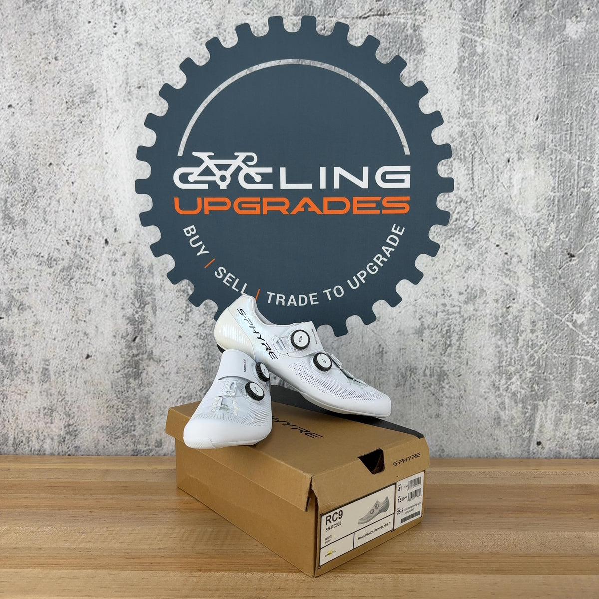 New! Shimano S-Phyre SH-RC903 41 EU White Clipless Road Cycling Shoes MSRP $450 — photo 1 of 7