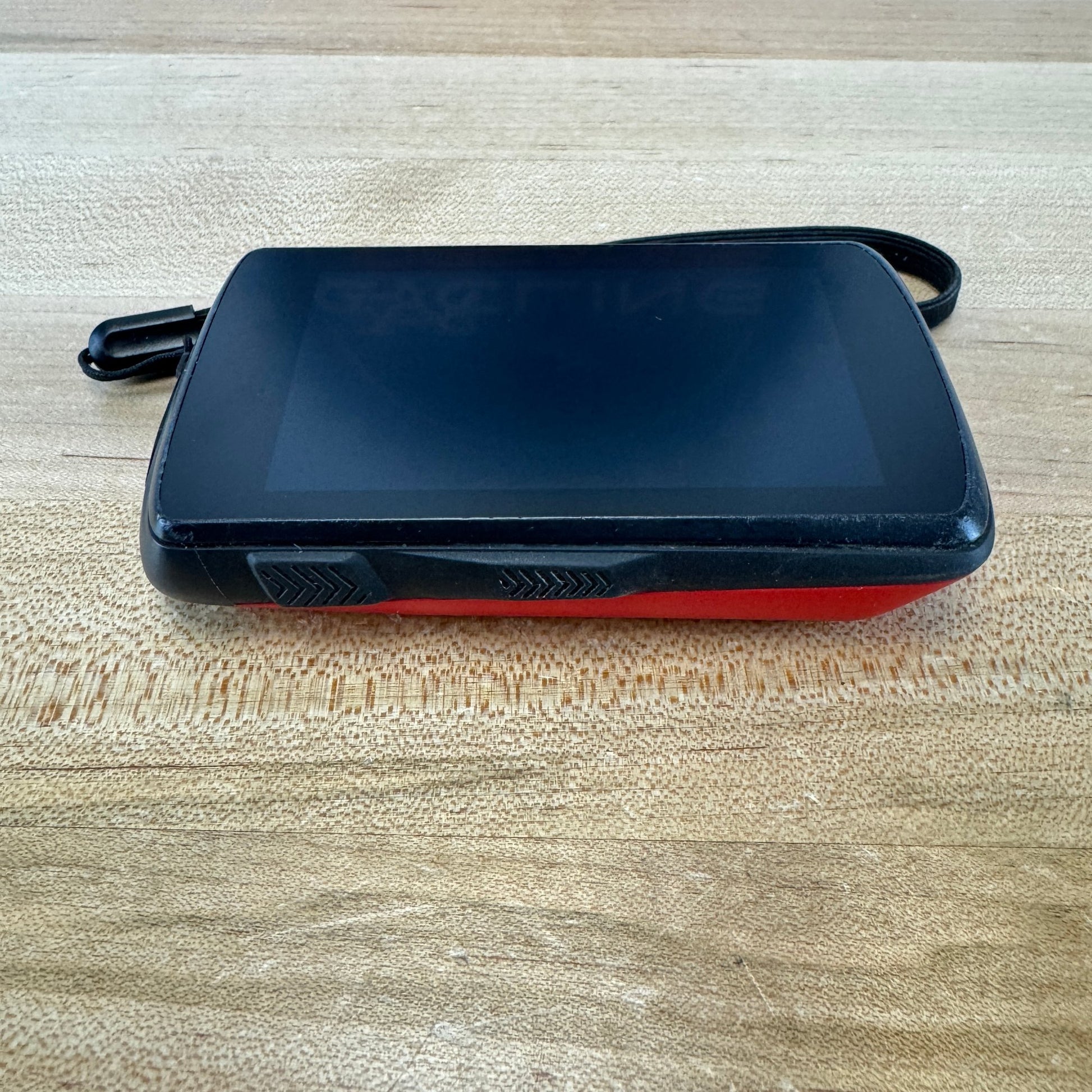 Hammerhead Karoo 2 Red With handlbar Mount Cycling GPS Headunit Computer 133g