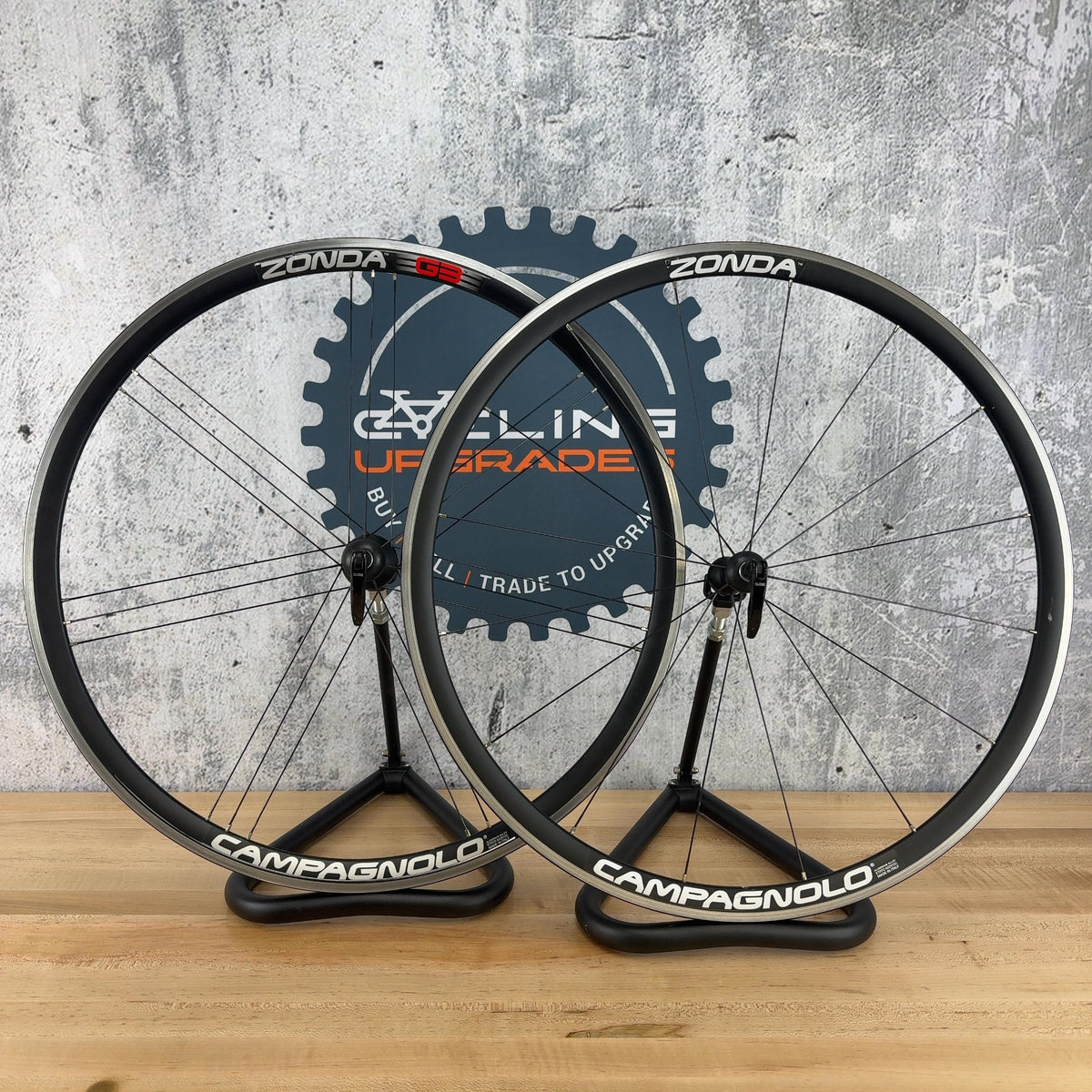 Light Use! Campagnolo Zonda G3 Alloy Rim Brake Road Bike Wheelset 700c 1720g — photo 1 of 15